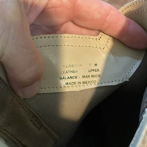 Suede brown boots - Picture 4 of 4